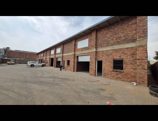 100M² FACTORY TO LET IN BENONI SOUTH